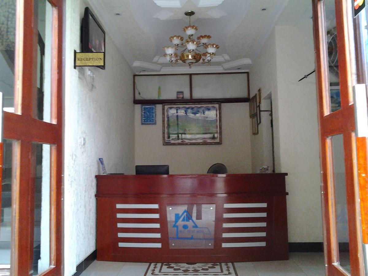 Best Point Hotel Daressalam Exterior foto